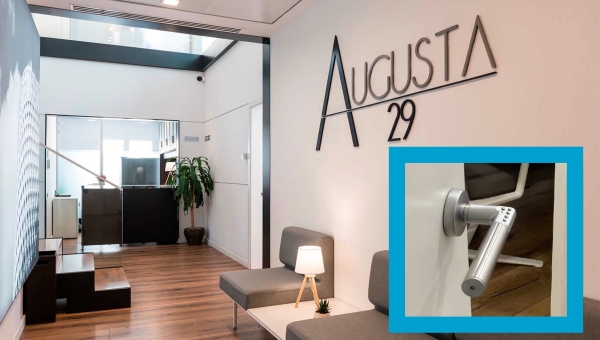 Easy, key-free door security saves everyone’s time at this modern Barcelona office