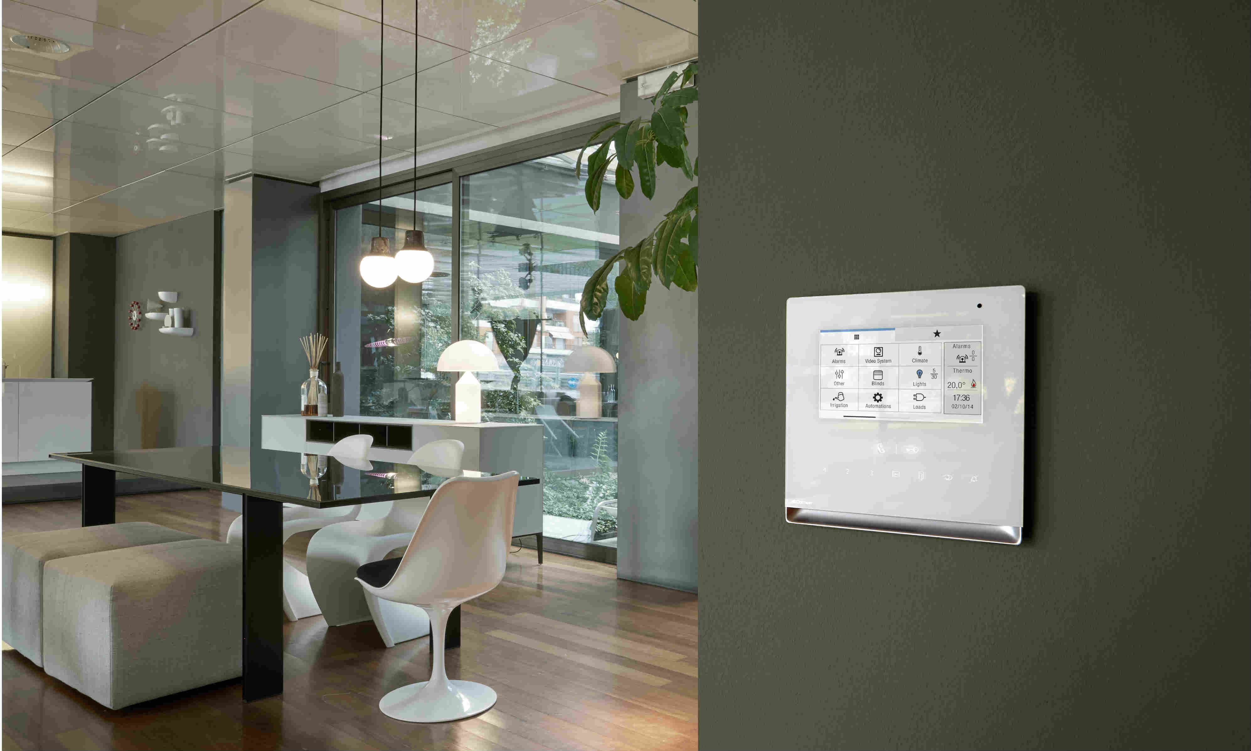 SimpleHome allows precise configuration to suit the individual lifestyles of each apartment owner, with programmable schedules of up to seven days.